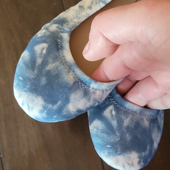 NEW! LUCKY BRAND Emmie Tie-Dye Soft Comfy Slip On Ballet Flat 7. - Picture 2 of 6